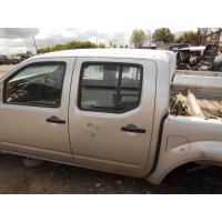 Продам а/м Nissan Navara битый