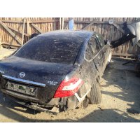 Продам а/м Nissan Teana битый