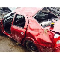Продам а/м Renault Logan битый